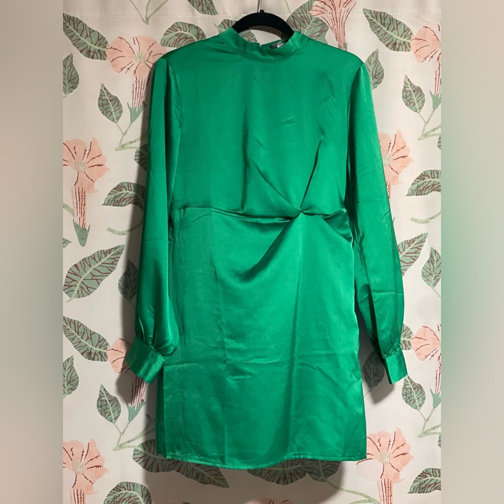 Missguided Vibrant Green Long Sleeve Dress
